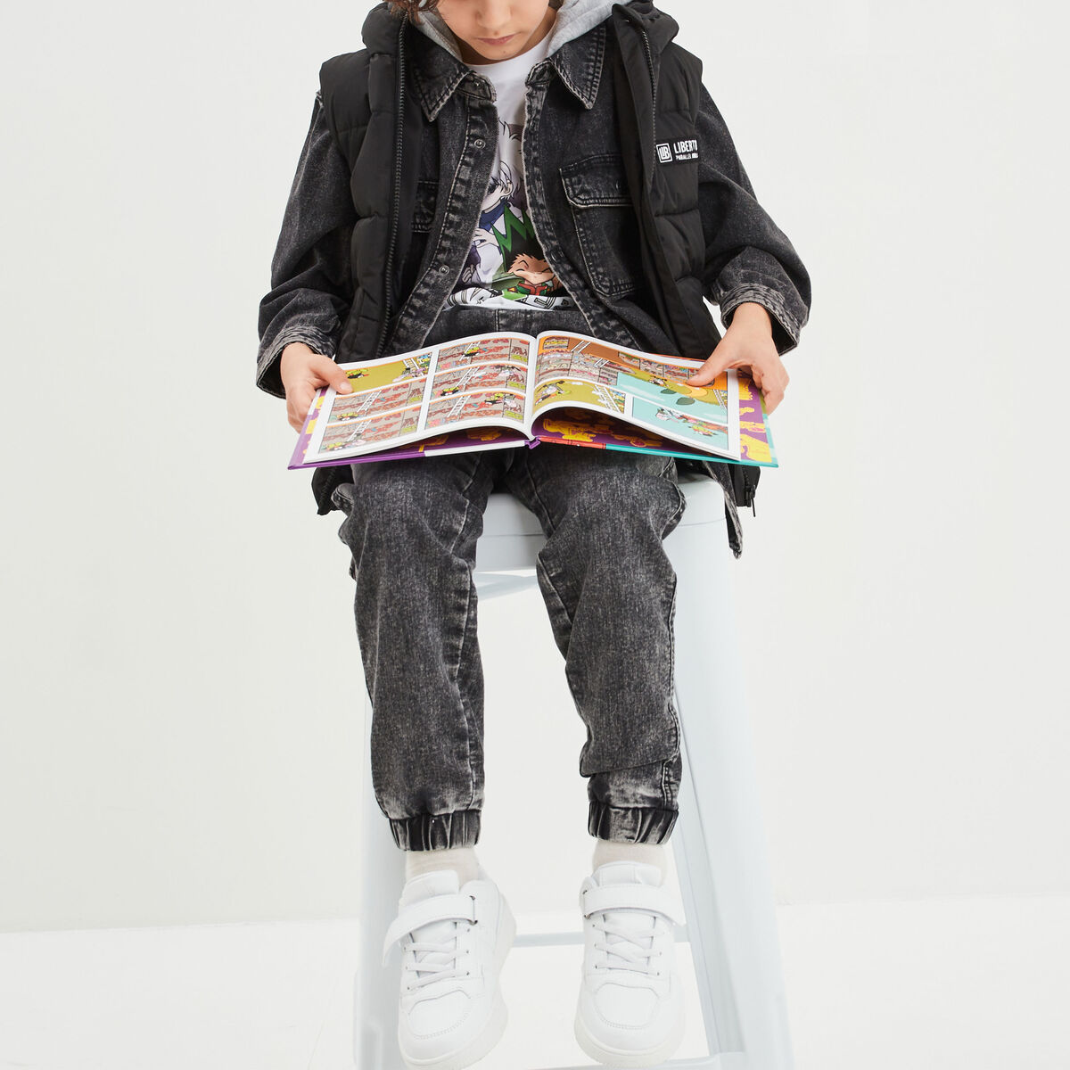 Chemise en jean à capuche Liberto denim noir garçon