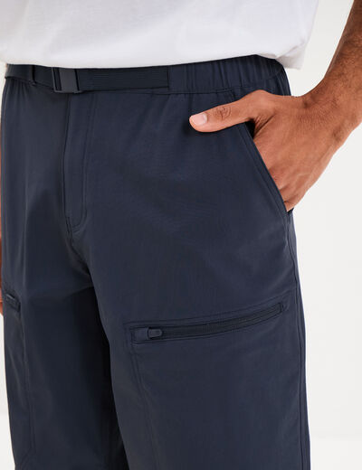 Short de randonn&eacute;e respirant gris fonc&eacute; homme