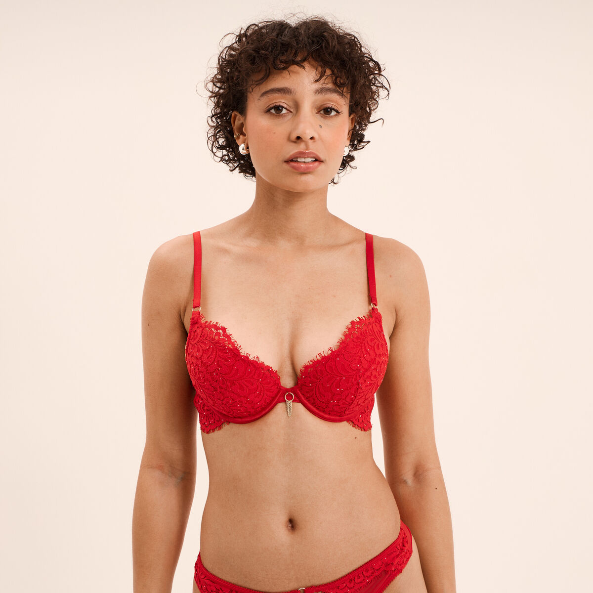 Soutien-gorge maxi push-up dentelle rouge femme