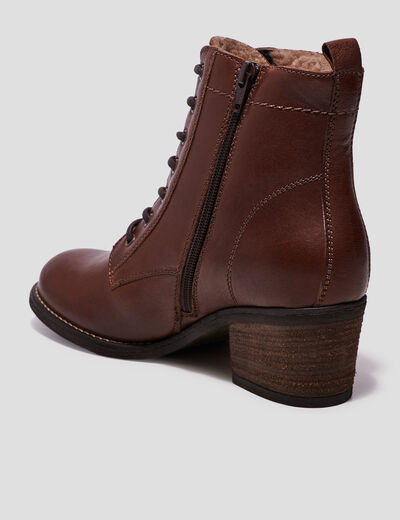 Bottines en cuir à talons carrés marron femme