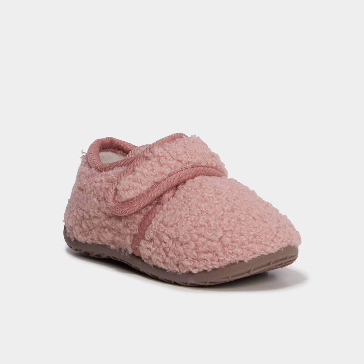 Chaussons effet bouclette rose b&eacute;b&eacute; fille