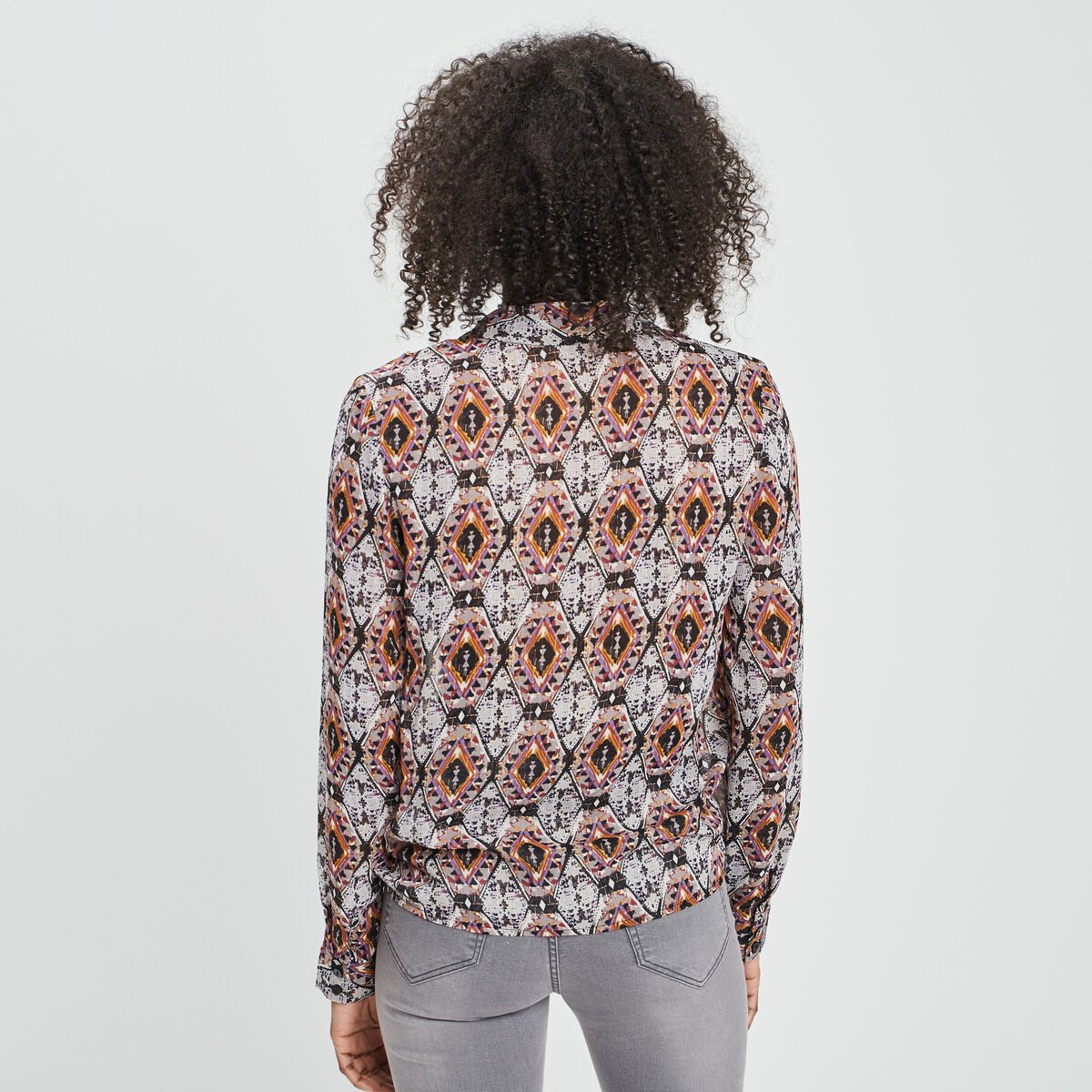 Chemise ajust&eacute;e manches longues ecru femme