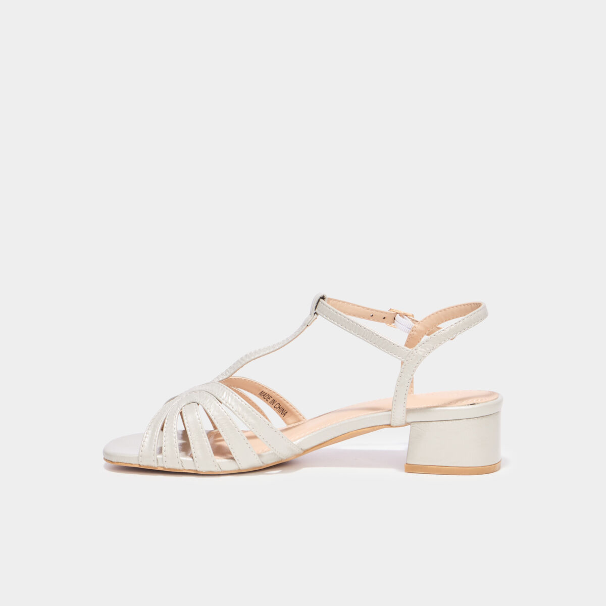 Sandales &agrave; talons 4 cm blanc femme