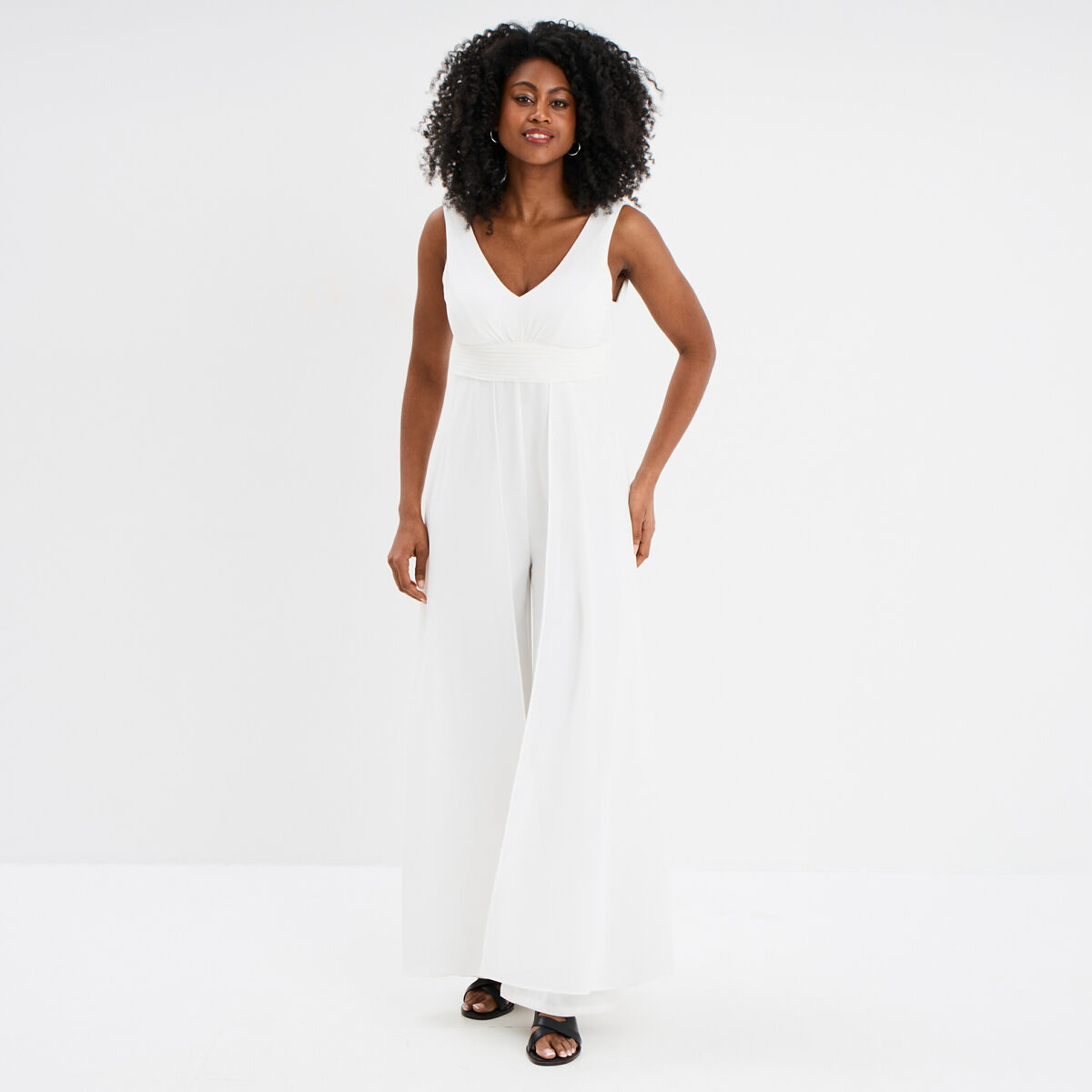 Combinaison pantalon avec voile jupe blanc femme
