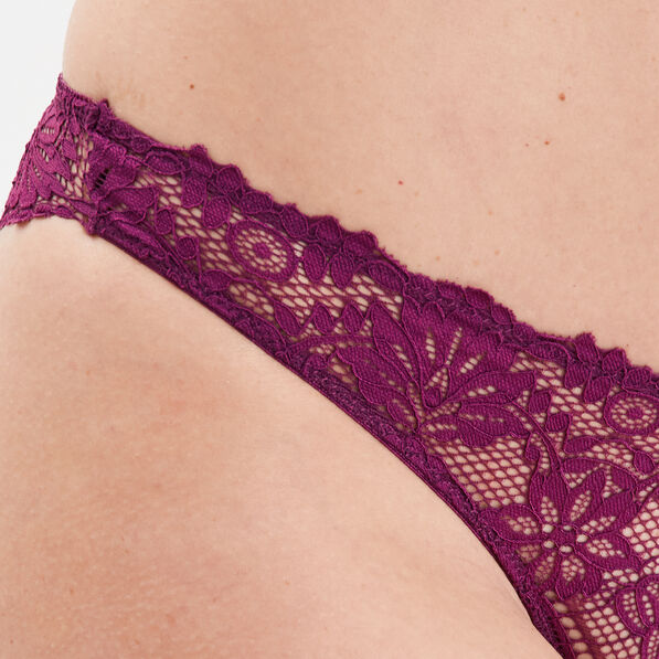 culotte en dentelle rouge femme Culotte en dentelle rouge femme