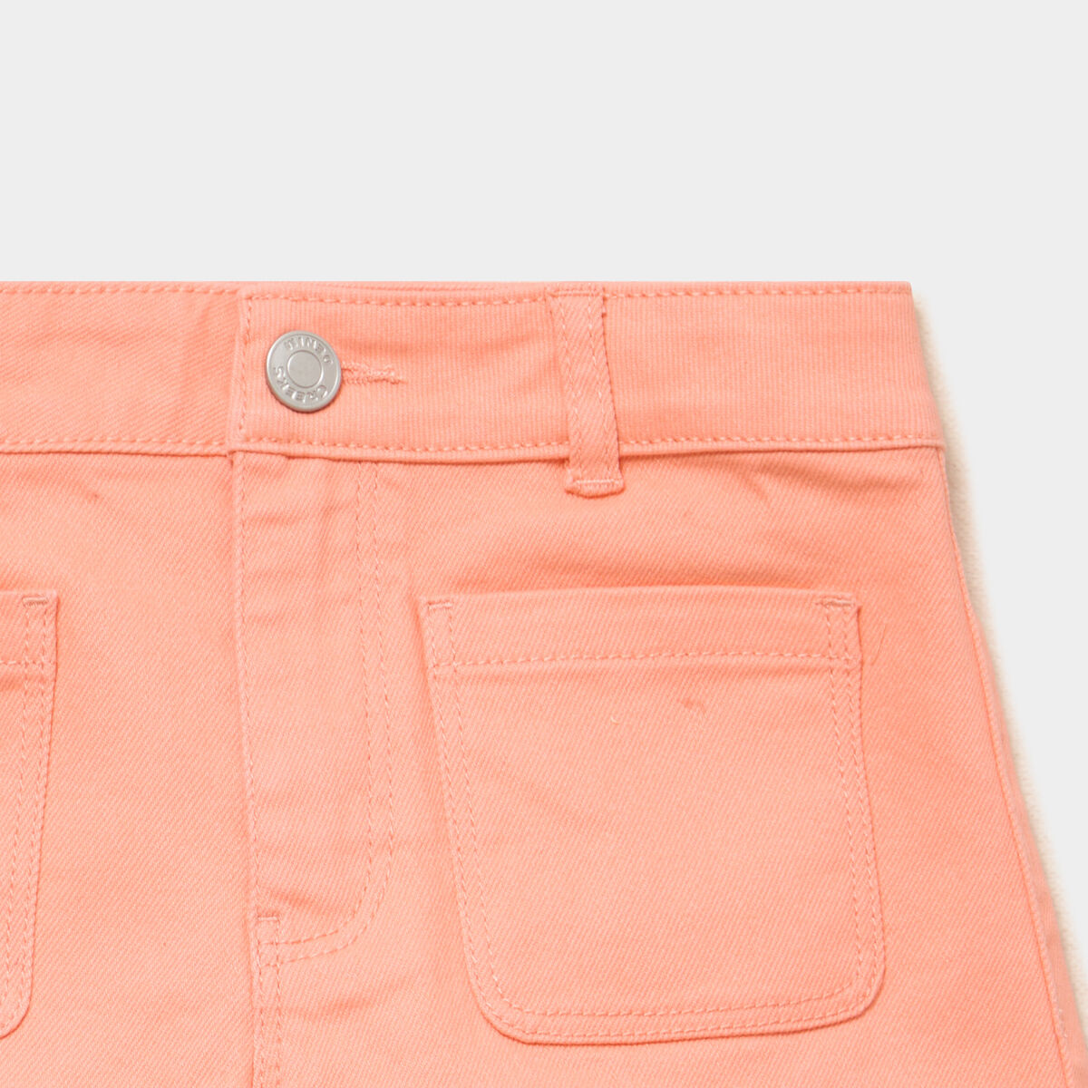 Short droit poches plaqu&eacute;es stretch orange corail fille