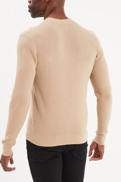 Pull en maille textur&eacute;e col rond beige homme