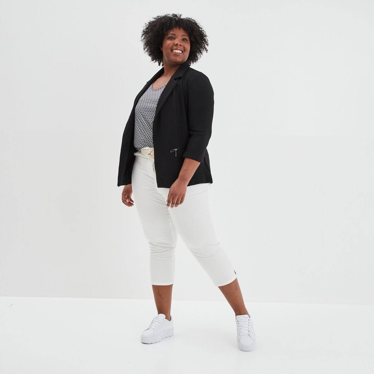 Veste ajustée manches 3/4 noir femme grande taille