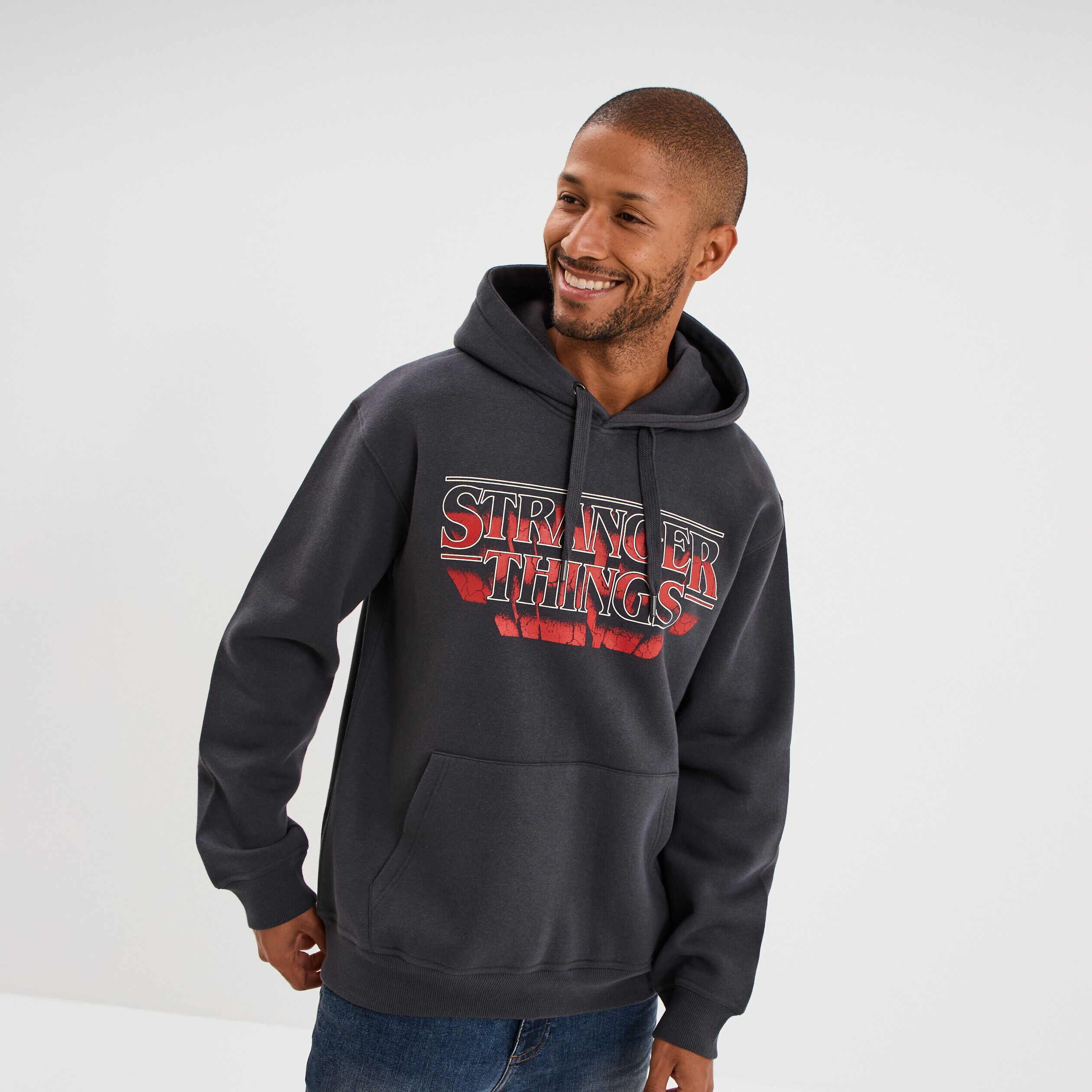 Sweat à capuche hoodie Stranger Things noir homme