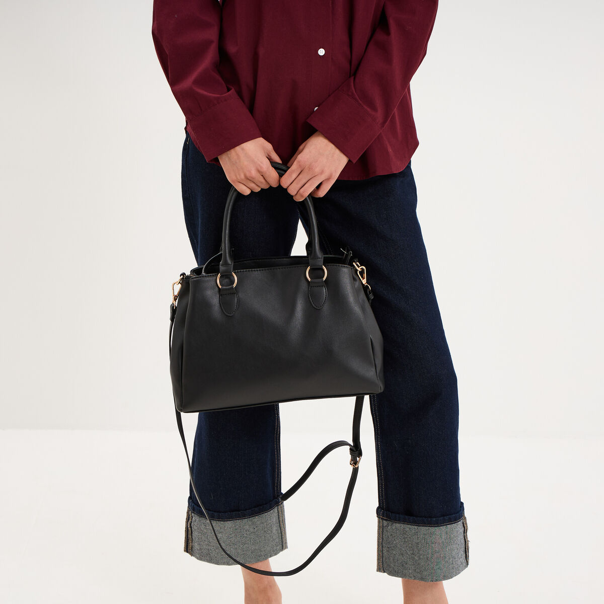 Sac &agrave; main bandouli&egrave;re amovible 3 poches noir femme