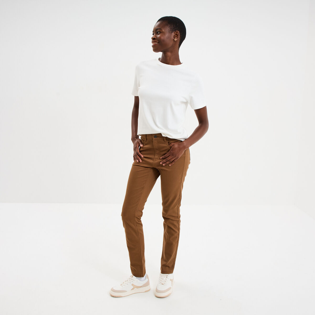Pantalon slim stretch beige femme