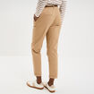 Pantalon chino 7/8&egrave;me ceinture tress&eacute;e beige femme