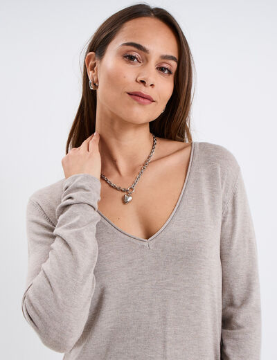 Pull ajusté avec col en V beige femme