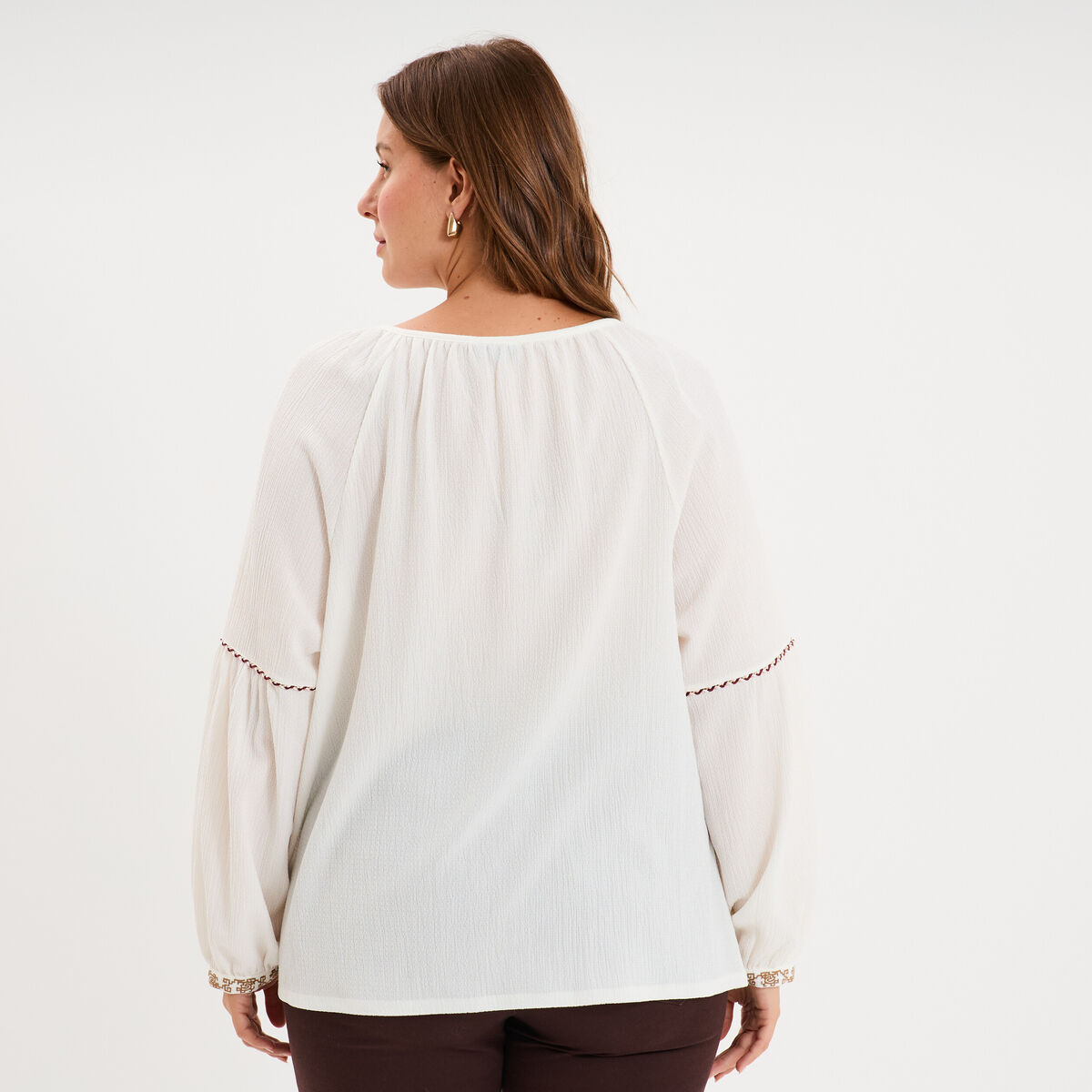 T-shirt col en V broderie et cordons ecru femme grande taille