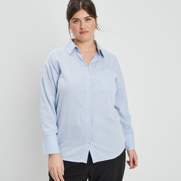 chemise manches longues bleu clair femmegt Chemise manches longues bleu clair femme grande taille