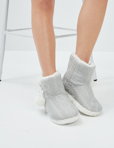 Chaussons bottines avec pompons gris femme