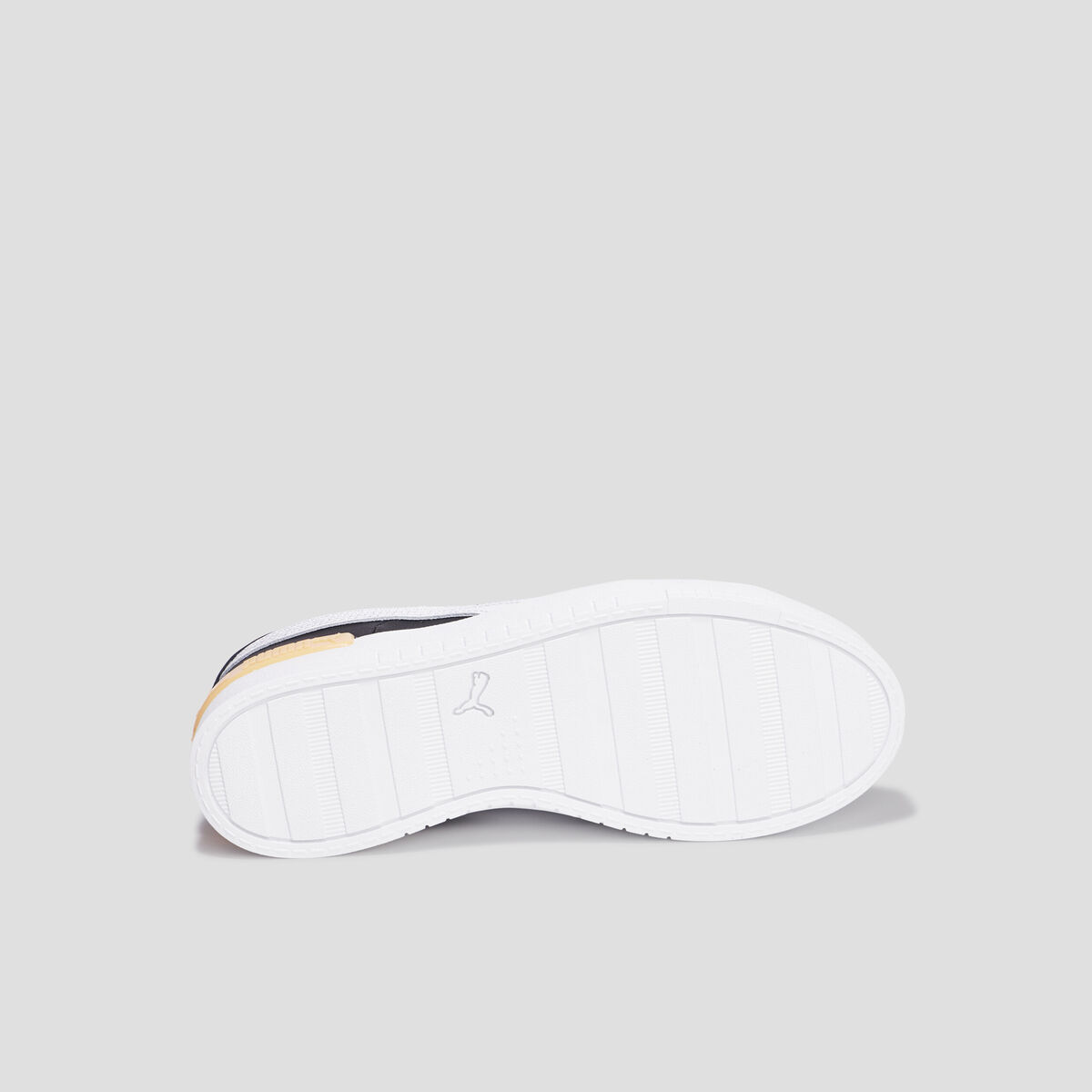 Tennis basses à lacets en cuir Puma Jada noir fille