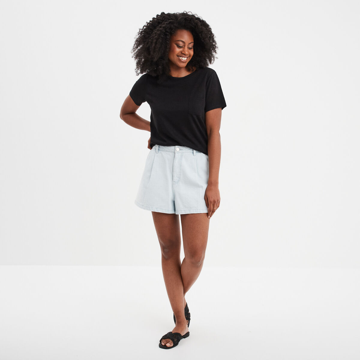 T-shirt col rond 1 poche manches courtes noir femme