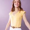 T-shirt col v poche poitrine Creeks jaune clair femme