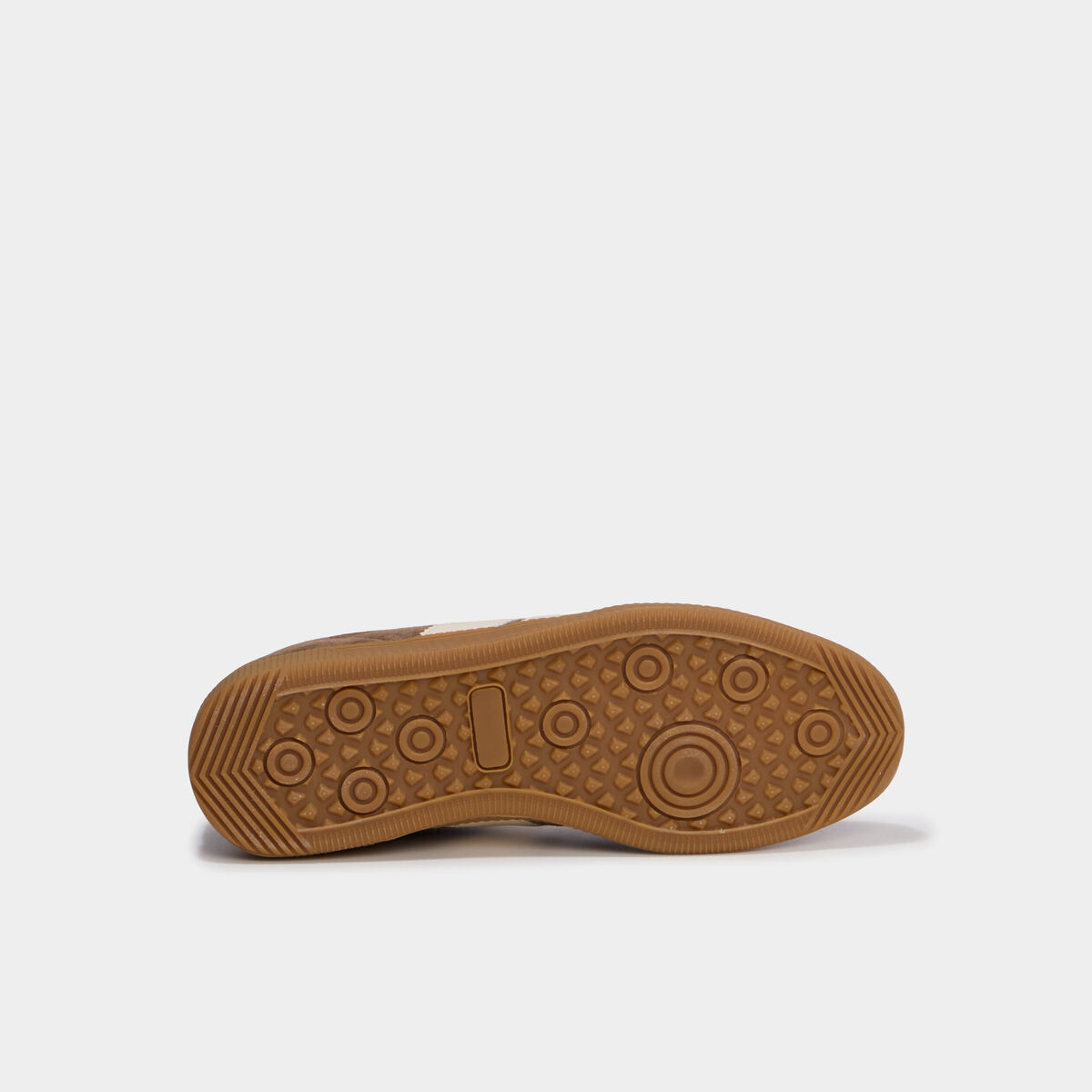 Baskets &agrave; lacets effet su&eacute;dine sable femme
