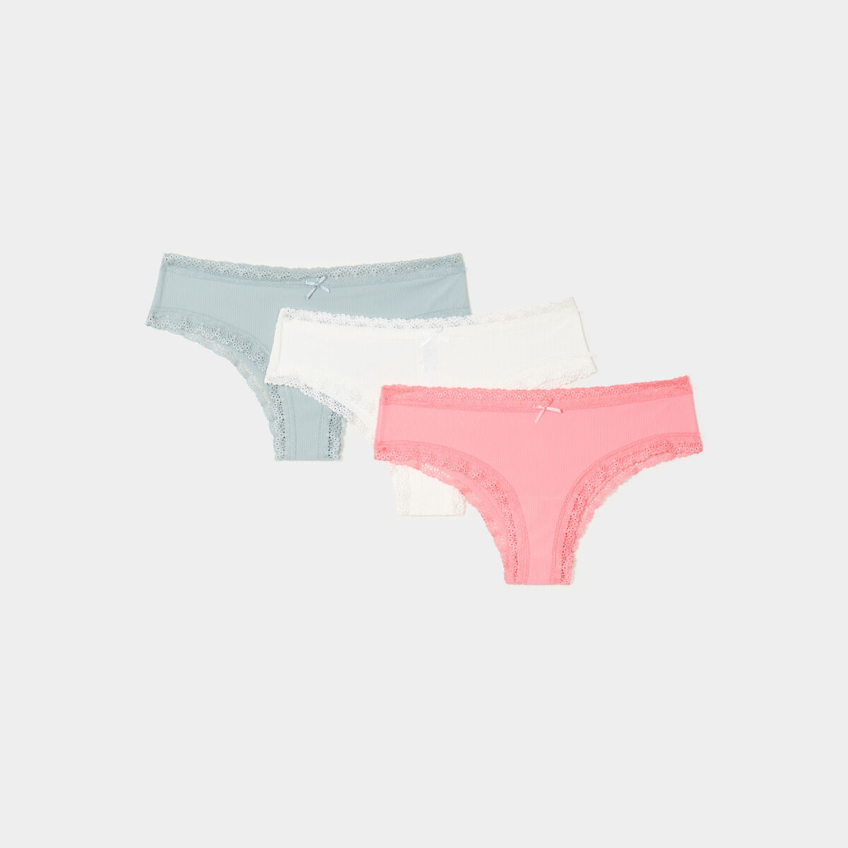 Lot 3 shortys c&ocirc;tel&eacute;s &agrave; dentelle vieux rose femme