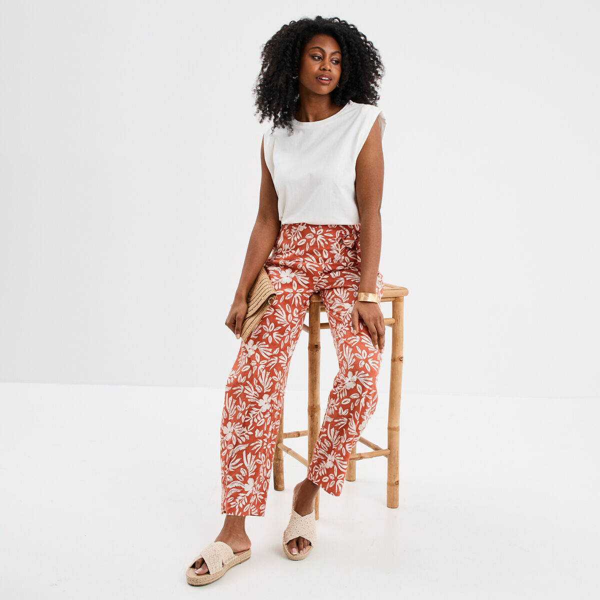 Pantalon avec pan noué mélange lin terracotta femme