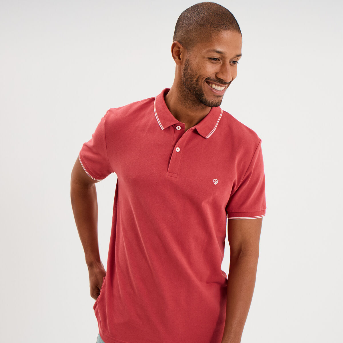 Polo piqu&eacute; coton manches courtes rose framboise homme