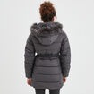 Doudoune ceintur&eacute;e mi-longue &agrave; capuche gris clair femme