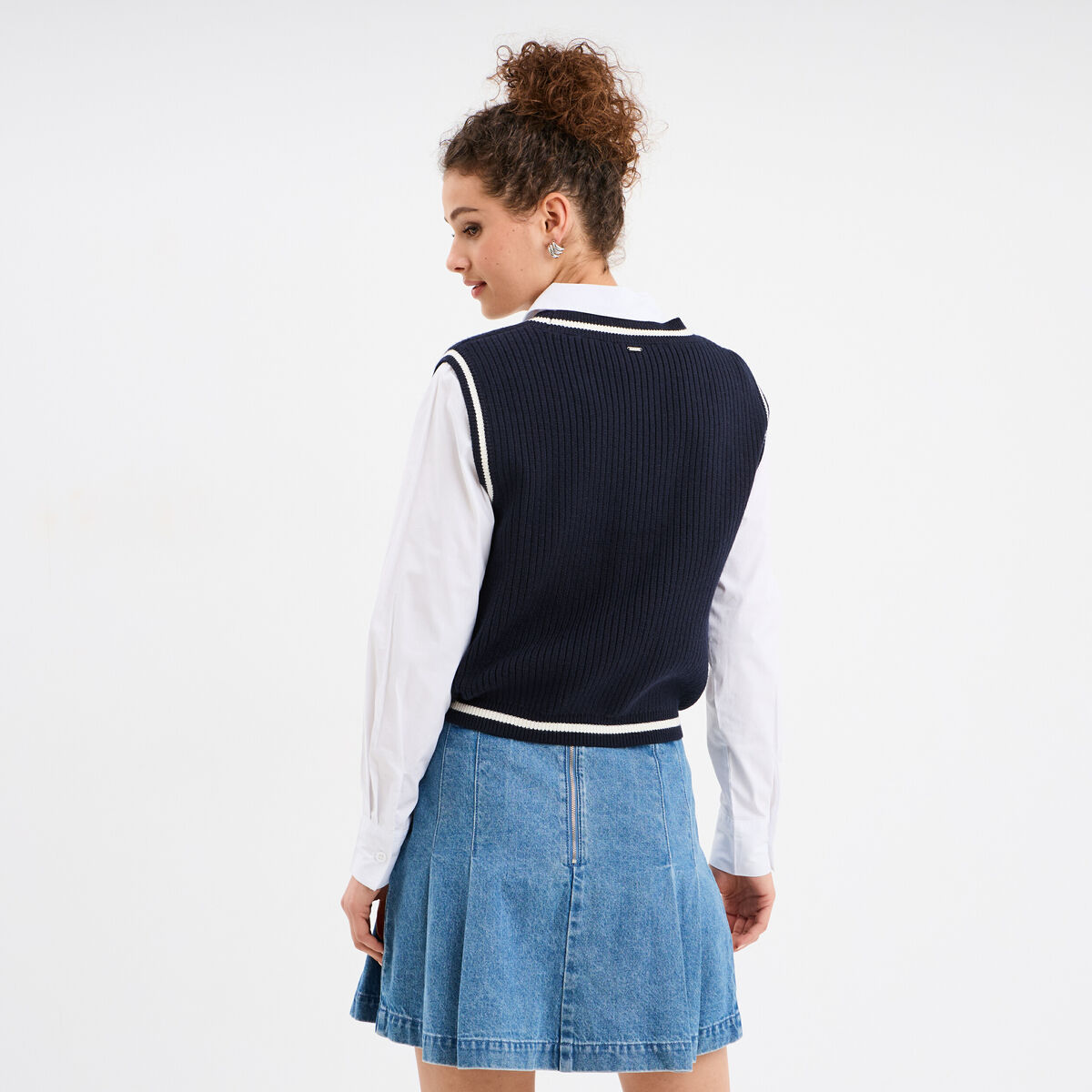 Pull sans manches col en V bleu marine femme
