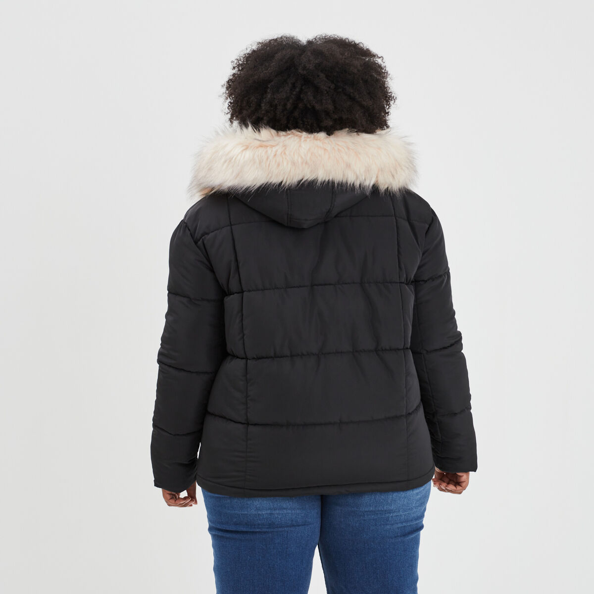 Doudoune à capuche imitation fourrure noir femme grande taille