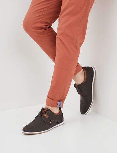 Derbies texturées à lacets marron homme