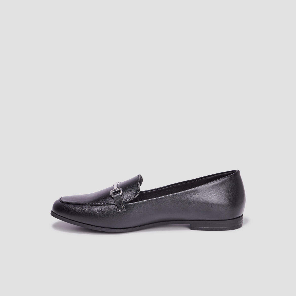 Mocassins plats avec boucles noir femme