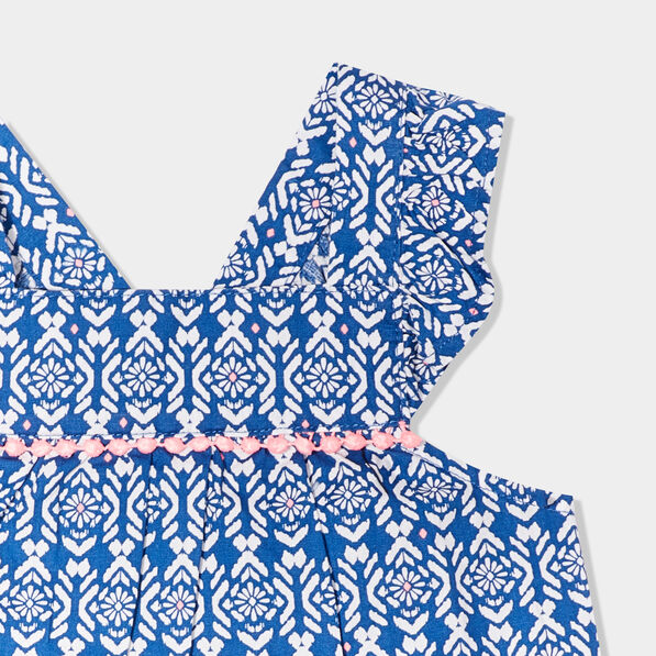 blouse coton sans manches a volants bleu bebef Blouse coton sans manches à volants bleu bébé fille