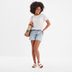 Short en jean mom ourlets retroussés denim bleach femme