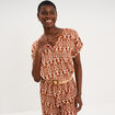 T-shirt col en V et pattes &eacute;paules orange fonc&eacute; femme