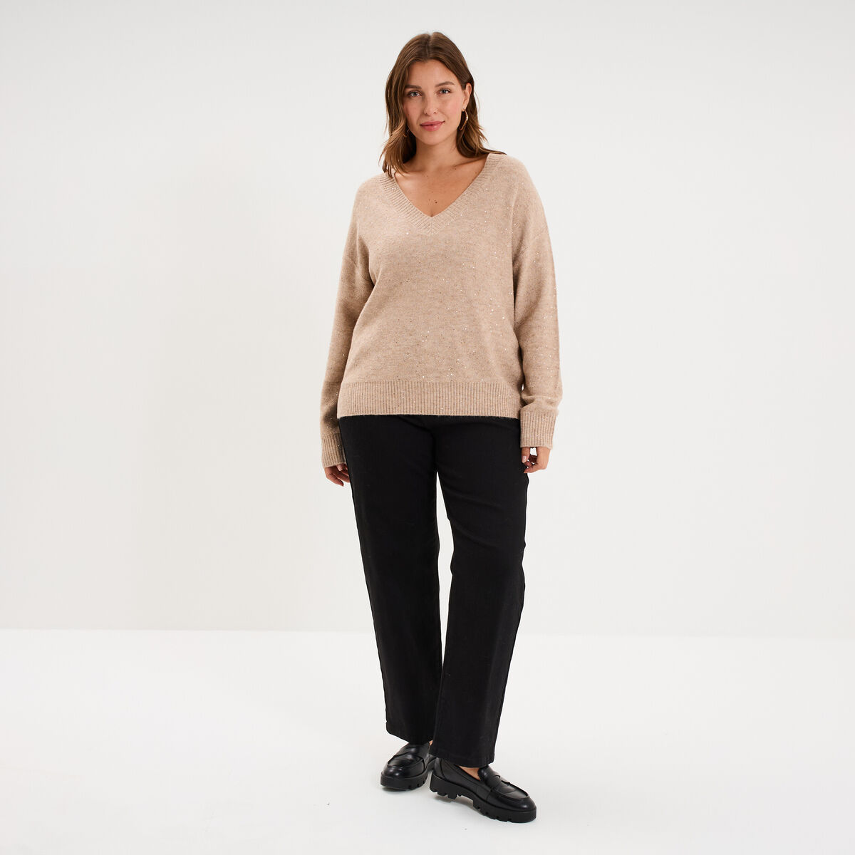 Pull droit sequins col V manches longues beige femme grande taille