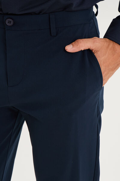 Pantalon chino slim sans repassage bleu marine homme
