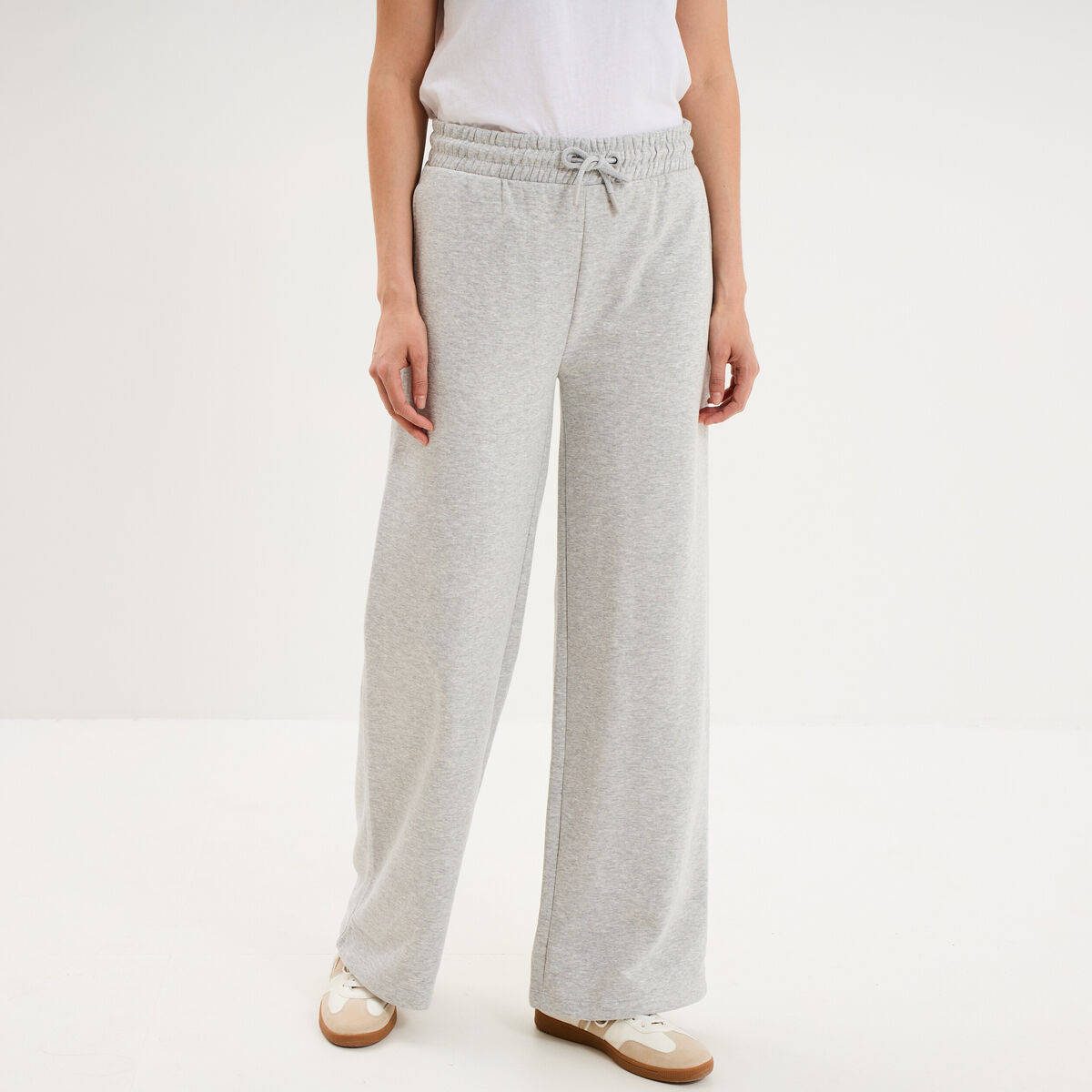 Pantalon de jogging molletonn&eacute; large gris clair femme