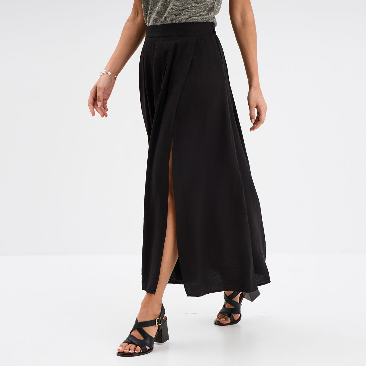 Jupe longue fendue évasée plis creux noir femme