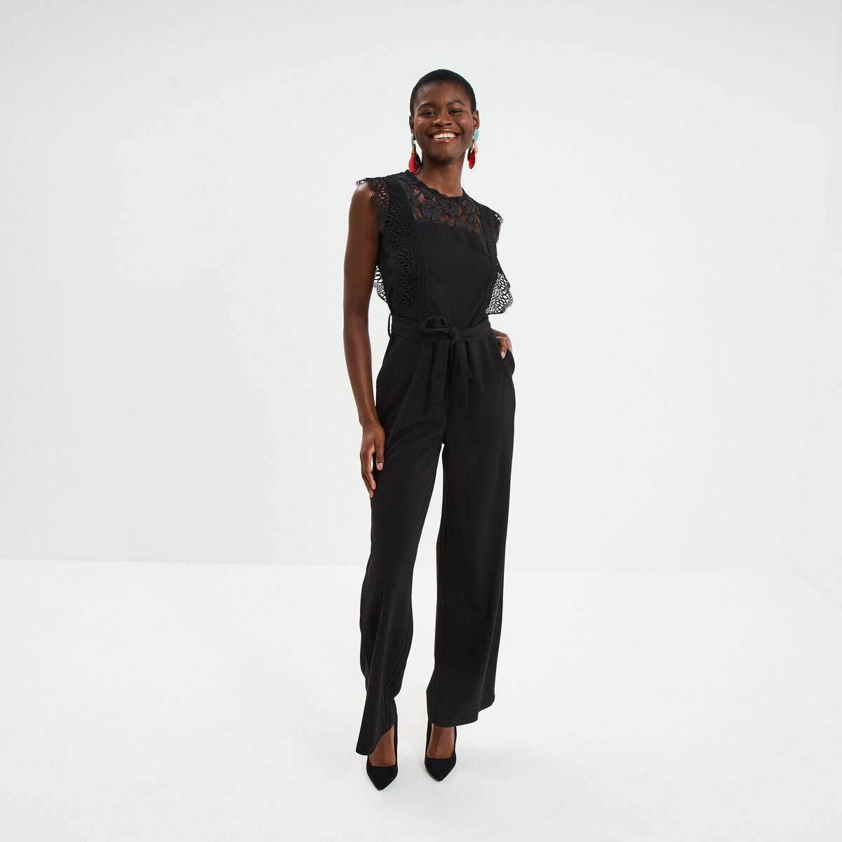 Combinaison pantalon d&eacute;tails dentelle noir femme