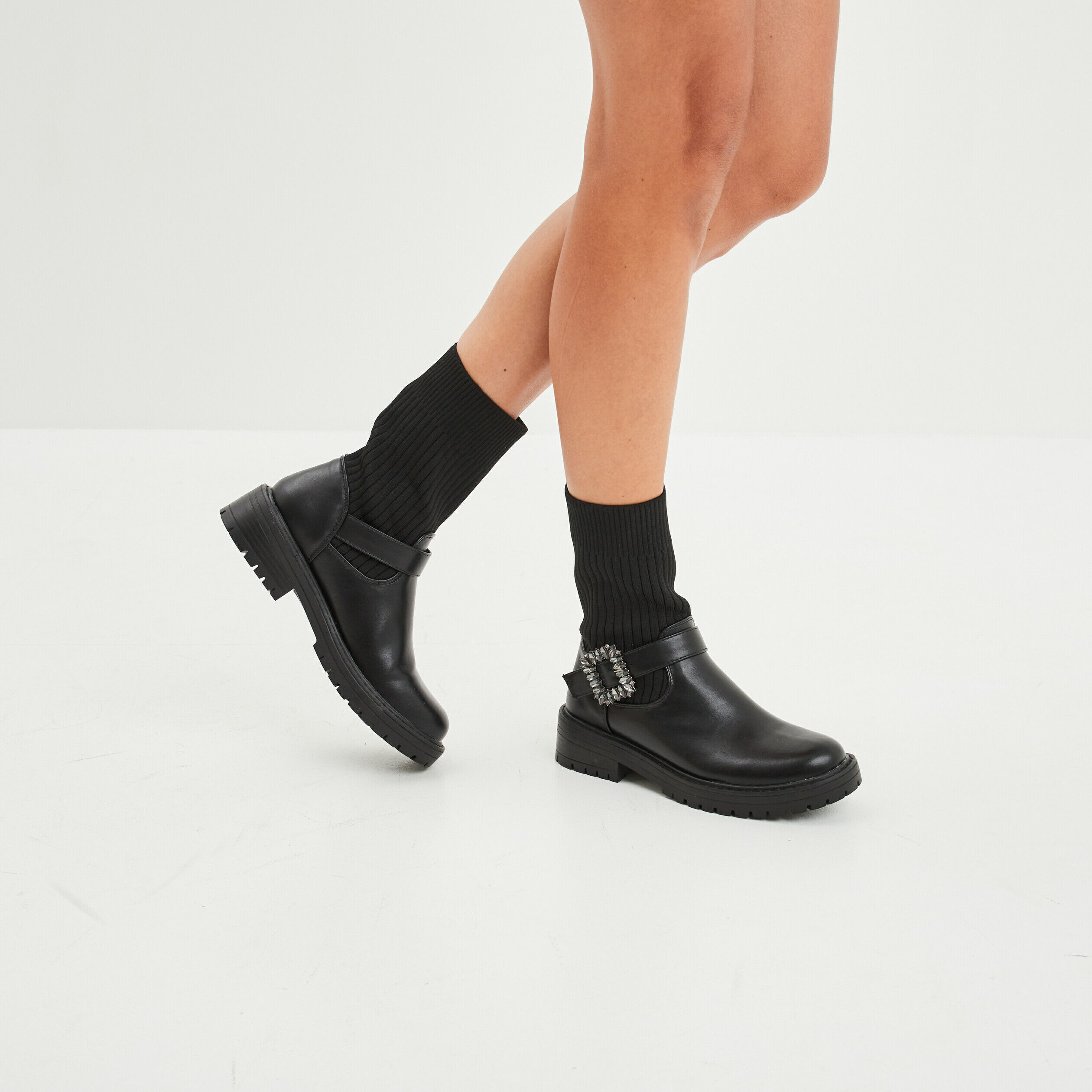 Bottines façon chaussettes avec boucle noir femme LIBERTO