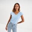 T-shirt col v poche poitrine bleu clair femme
