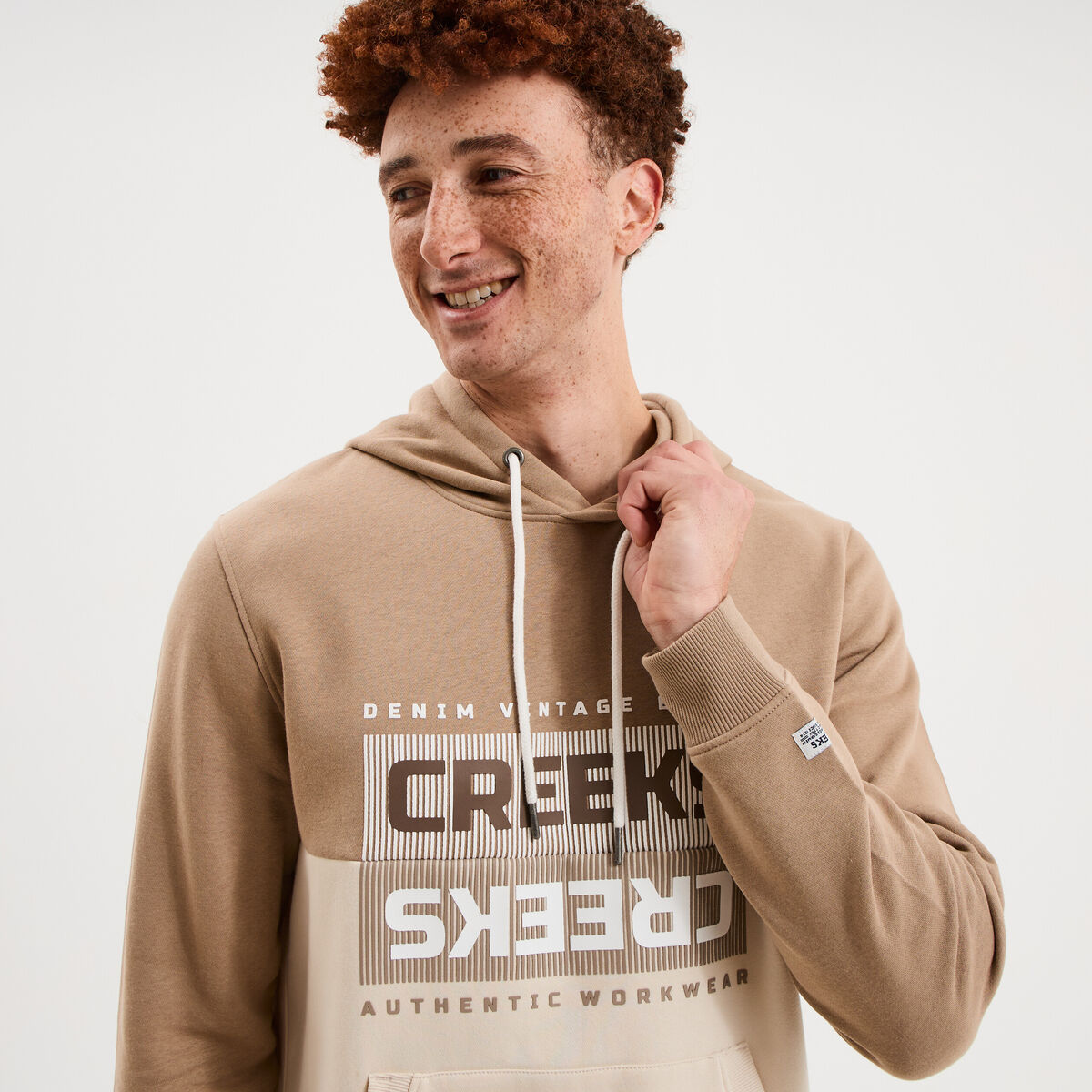 Sweat hoodie &agrave; capuche molleton taupe homme