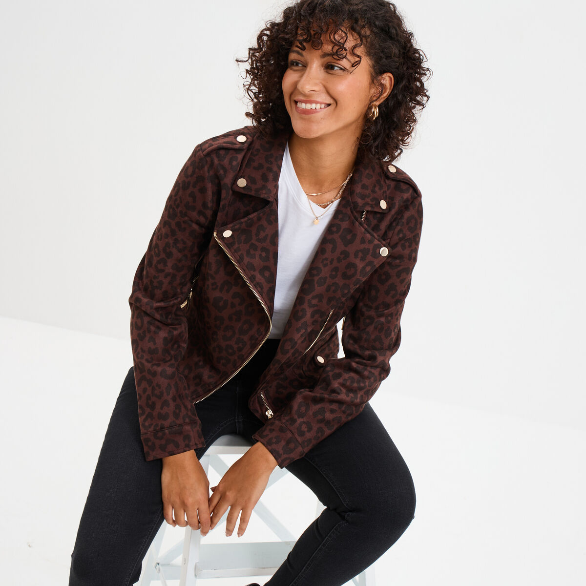 Veste courte esprit biker effet suédine marron foncé femme