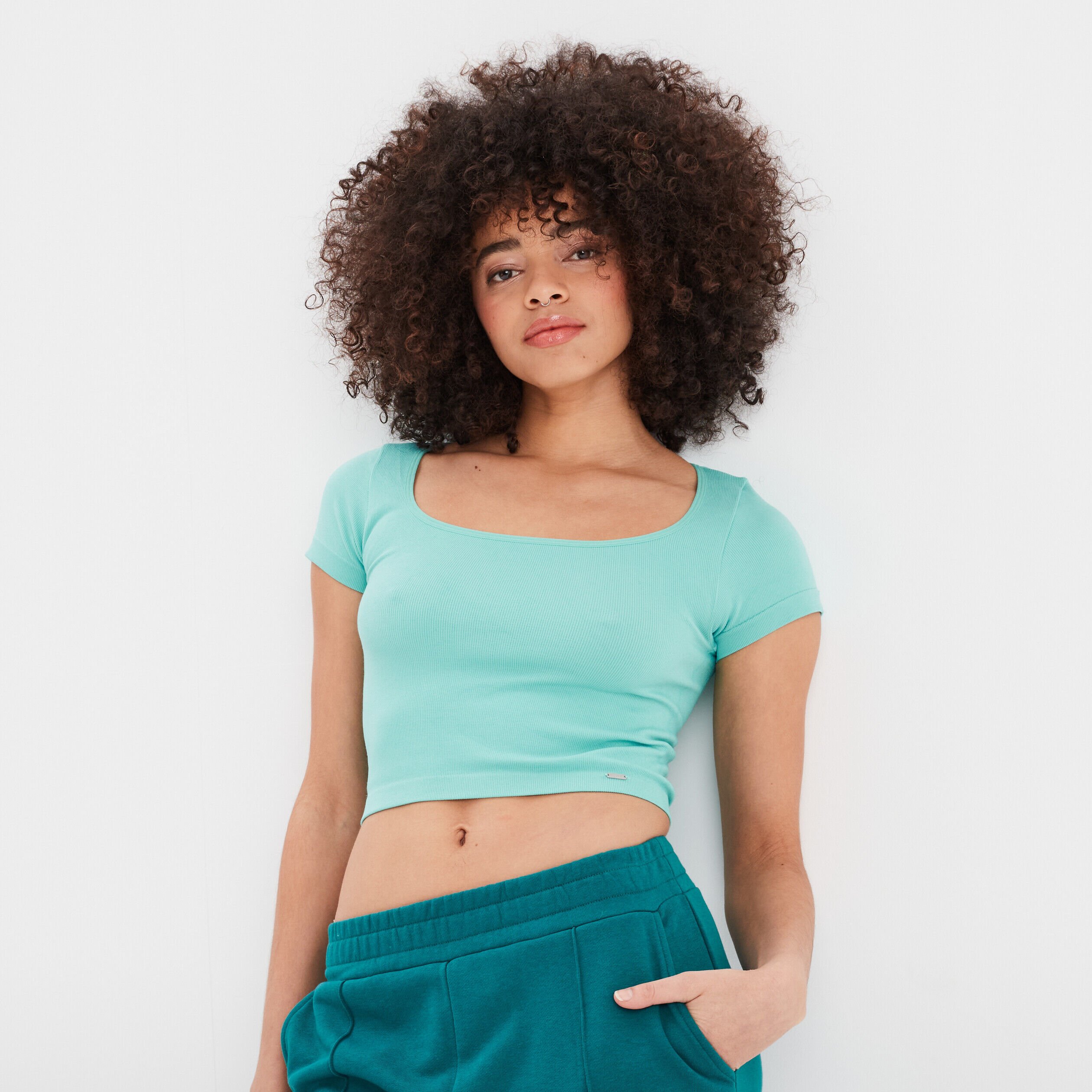 T-shirt cropped encolure carrée Creeks bleu turquoise femme CREEKS