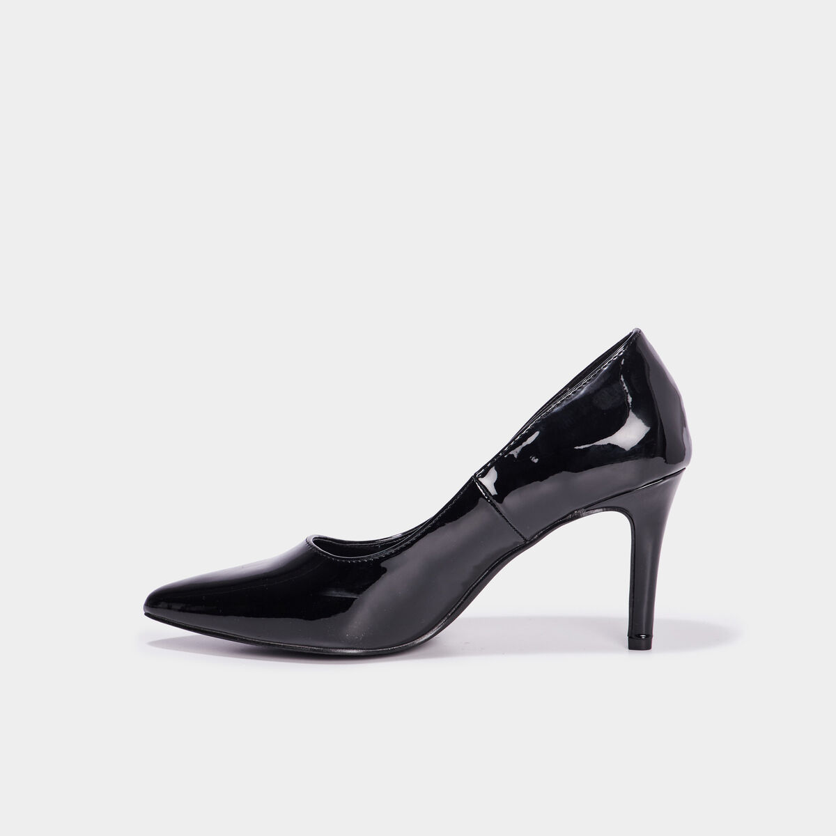 Escarpins vernis &agrave; talons noir femme