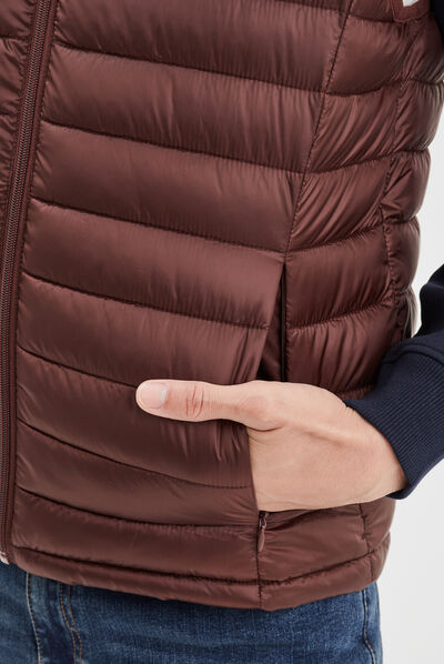 Doudoune légère zippée sans manches bordeaux homme