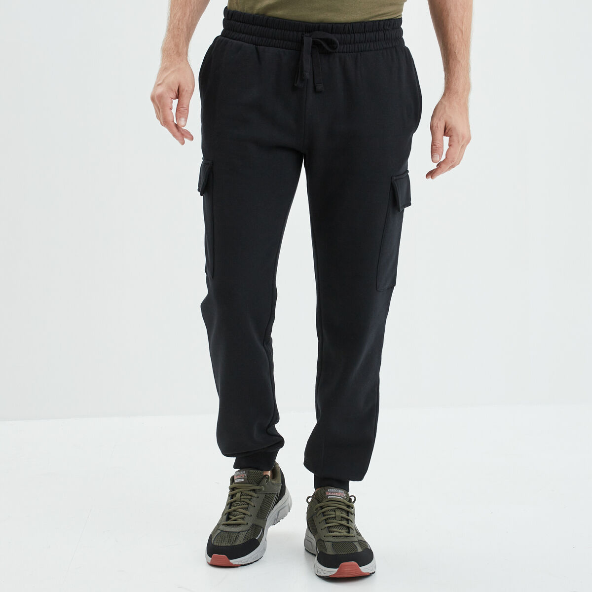 Pantalon jogging cargo molleton noir homme