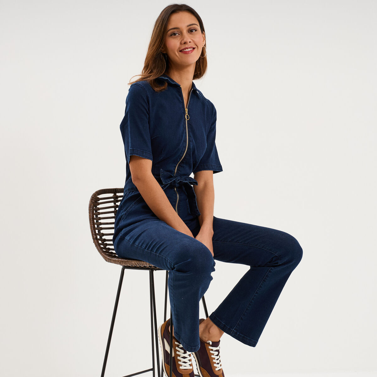 Combinaison pantalon en jean zipp&eacute;e denim brut femme