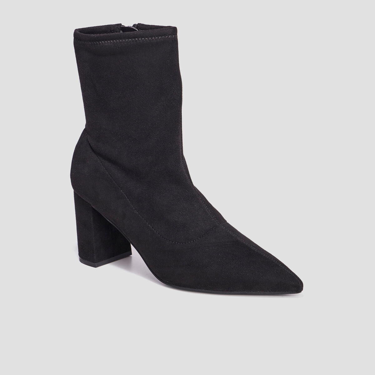 Bottines à talons bouts pointus noir femme